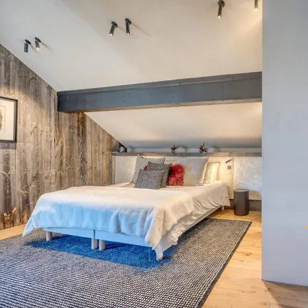 Exception A Piscine Interieure Chalet Megeve